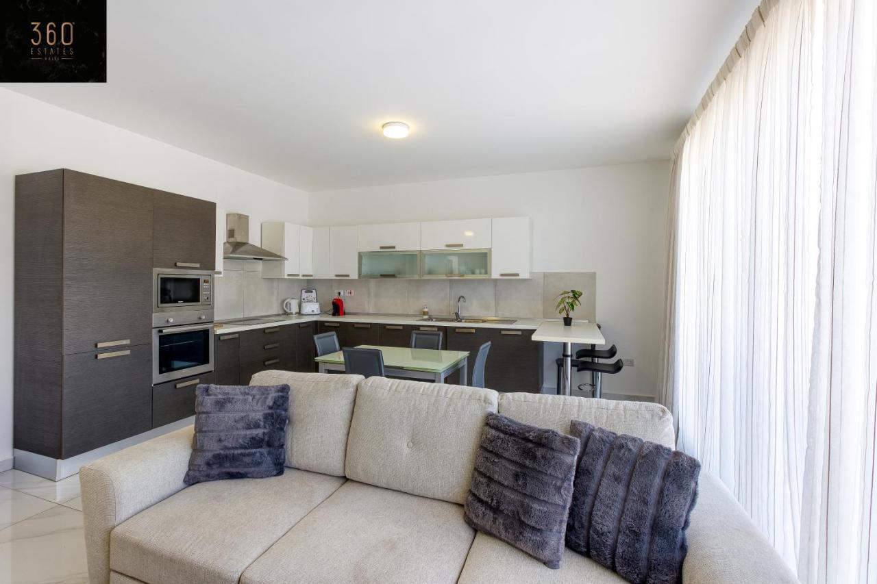 Lux Sea Front Penthouse With Breathtaking Views In St Pauls By 360 Estates Apartment St. Paul's Bay Exterior photo