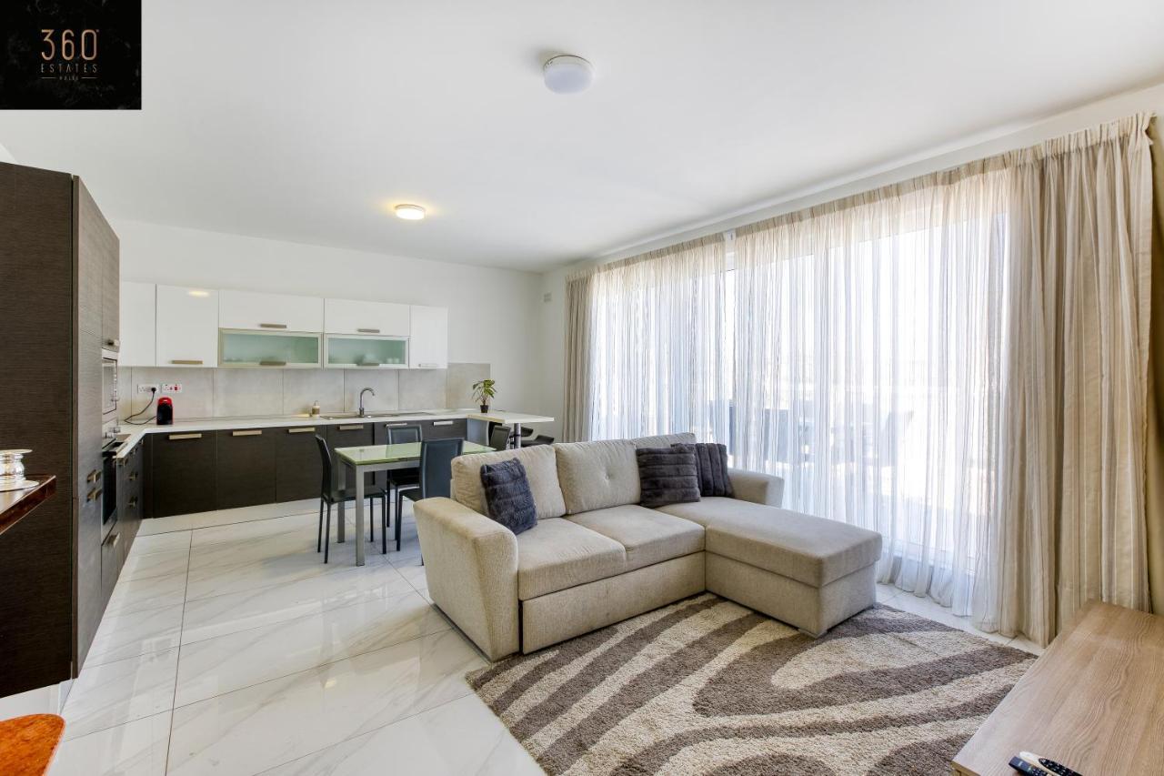 Lux Sea Front Penthouse With Breathtaking Views In St Pauls By 360 Estates Apartment St. Paul's Bay Exterior photo