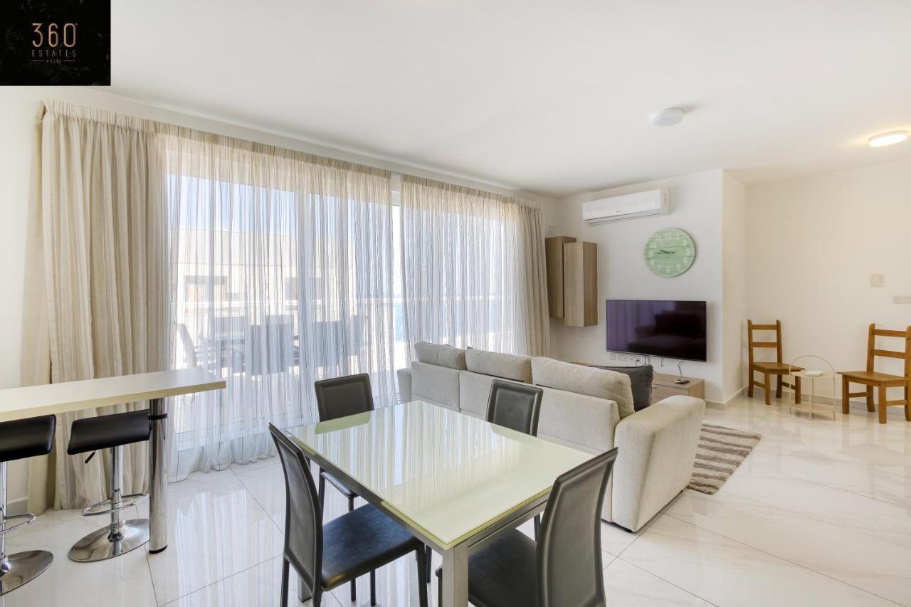 Lux Sea Front Penthouse With Breathtaking Views In St Pauls By 360 Estates Apartment St. Paul's Bay Exterior photo